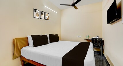 Hotel O Karanodai Formerly Sri Vari Rooms Room Type - Premium