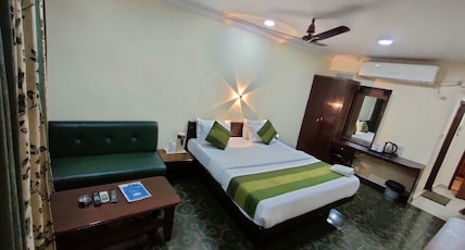 Hotel Shikhar Palace Room Type - Premium A/c Room Hotel Shikhar Palace Room Type - Premium A/c Room