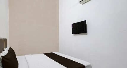 Hotel O by OYO Dariya Railway Station Formerly RR Villa Room Type - Saver Double