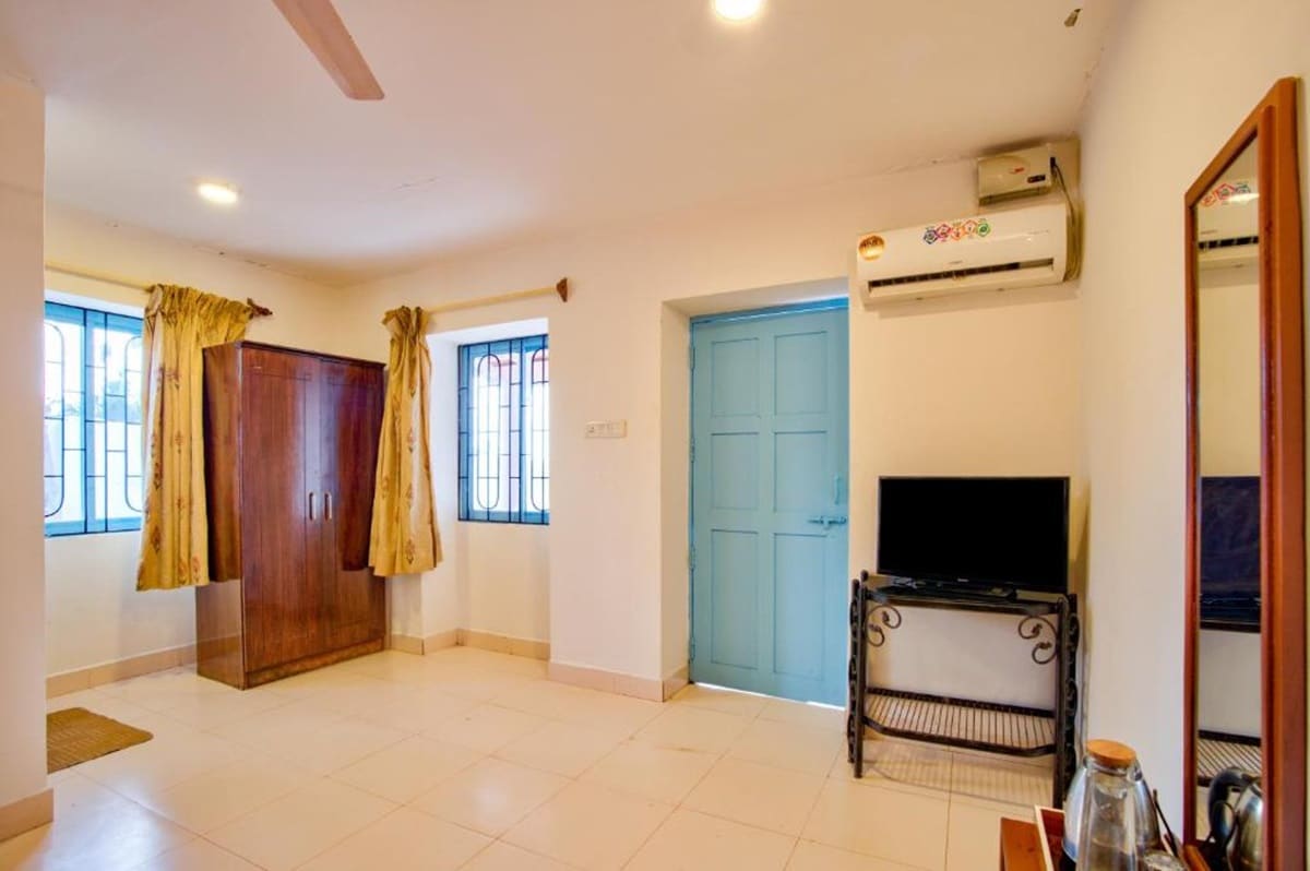Papilio Beach Front Cottages - Tap to explore photos