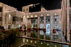 Sparsh Hotel & Resort
