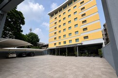 Hotel Elite Stay by The Rahul