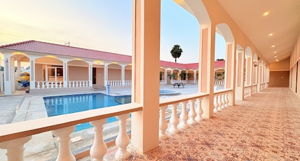 Chill Out Resort Room Type - Royal suit room