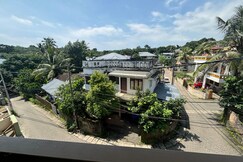 Full Moon 1 BHK Apartment |5 mins to CUSAT kalamassery