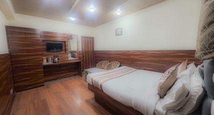 Hotel Marvel International Darjeeling Room Type - Deluxe Room(No View) Hotel Marvel International Darjeeling Room Type - Deluxe Room(No View)