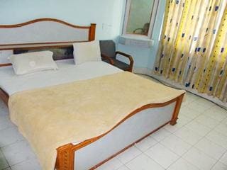 Hotel Ganga Nihar - Tap to explore photos