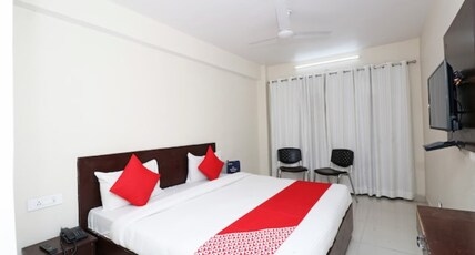 The Hotel Shivalik Inn Room Type - Deluxe Room