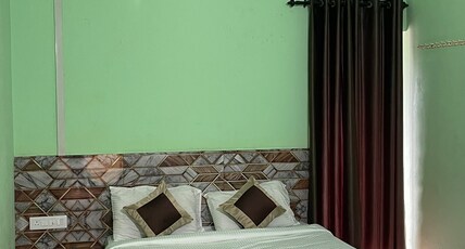GREENLAND TOURIST HOME Room Type - Double Room AC
