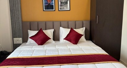 KK GRAND INN Room Type - Premium Deluxe AC Room