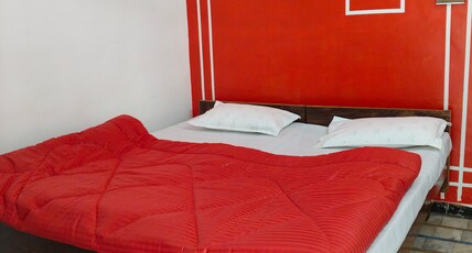 Rishabh hotel Room Type - Bedroom 4