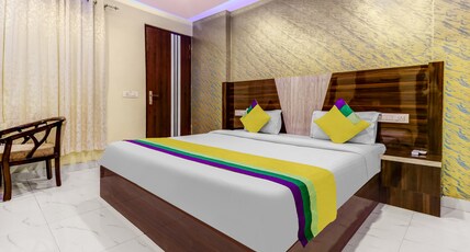 Hotel Royal Residency Near ISBT Mohali Chandigarh Room Type - Deluxe Room