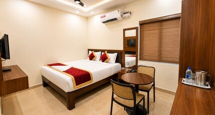 HOTEL ROI INN SAYANA Room Type - Deluxe Room