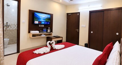Hotel Suraj Palace Room Type - Super Deluxe Ac Room Hotel Suraj Palace Room Type - Super Deluxe Ac Room