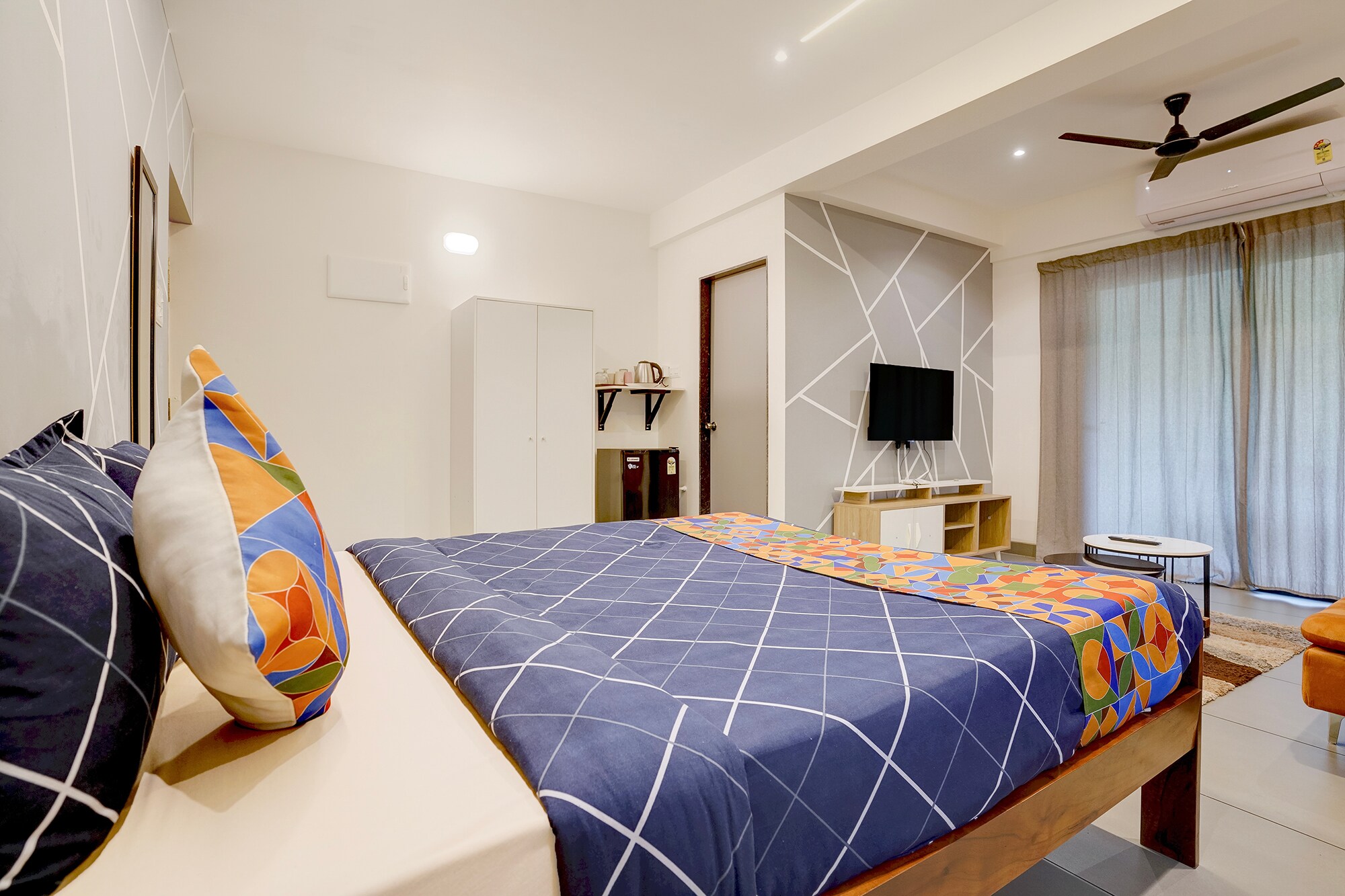 FabHotel Casa Mandrem - Nr. Mandrem Beach - Tap to explore photos