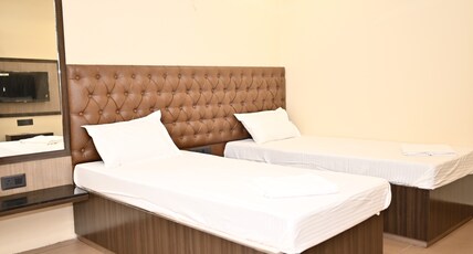 The Taj Heritage Room Type - Deluxe Room
