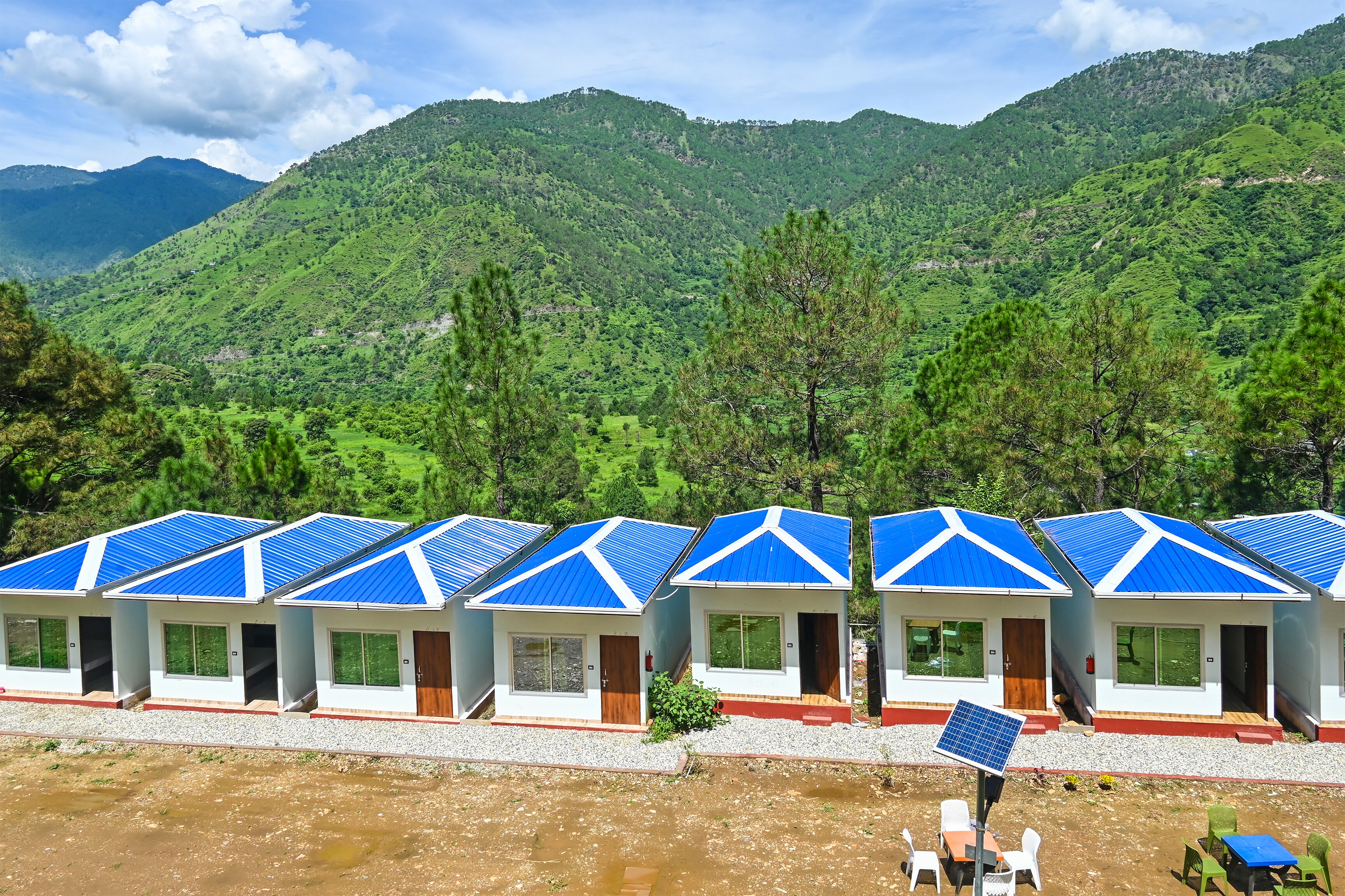 Hotel O The Jungalaw Resort - Tap to explore photos