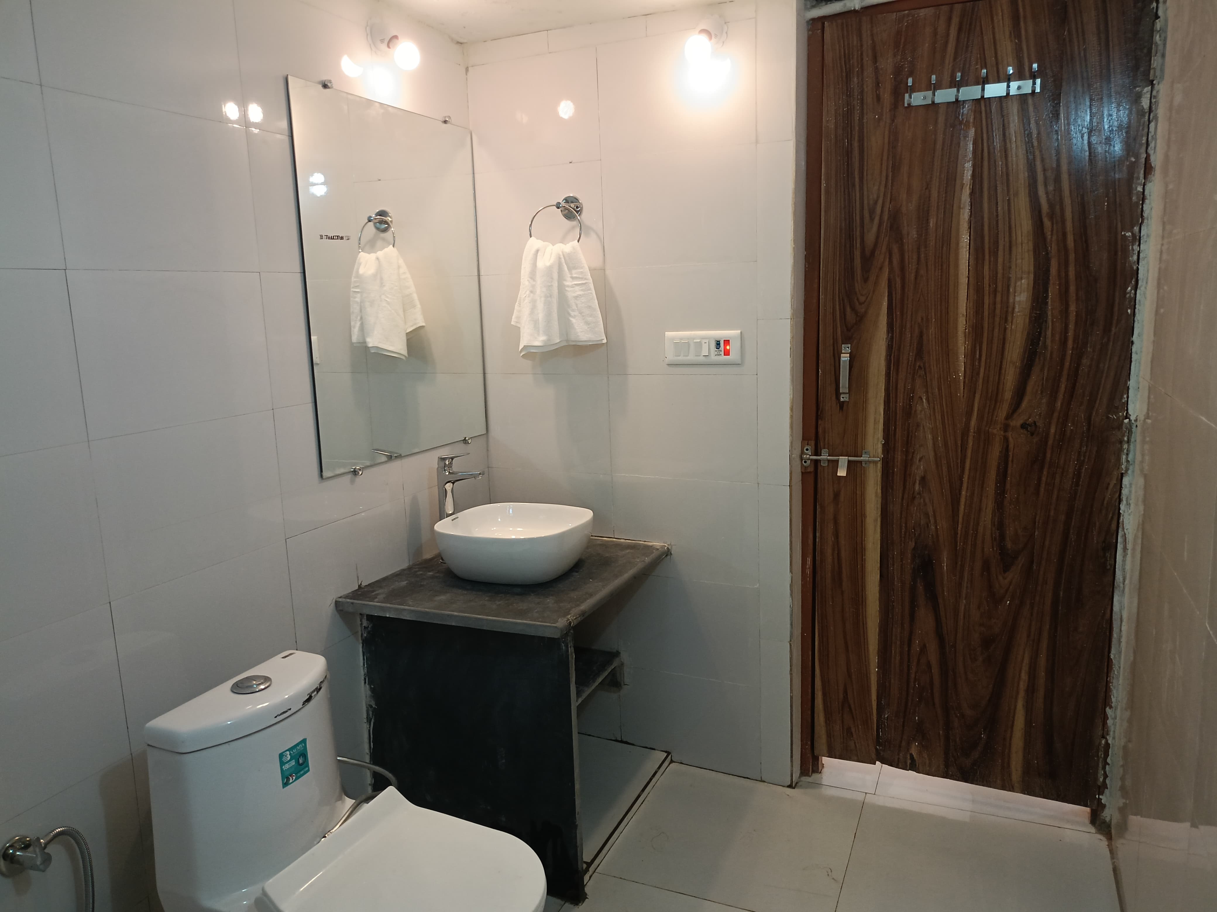 Mountain View Homestay - Tap to explore photos
