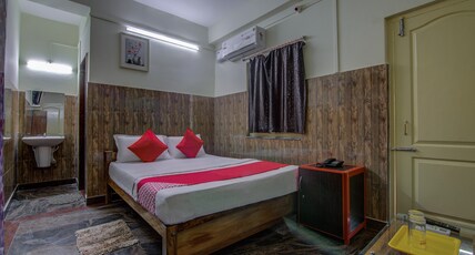 Hotel O V Knot Residency Room Type - Classic
