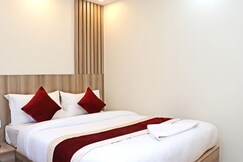 OYO 806 Hotel Royal Emperor