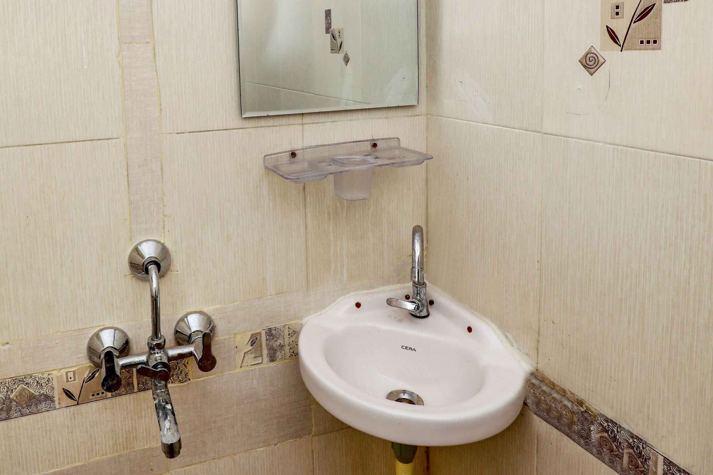 Elegant Rooms in Madhapur - Tap to explore photos