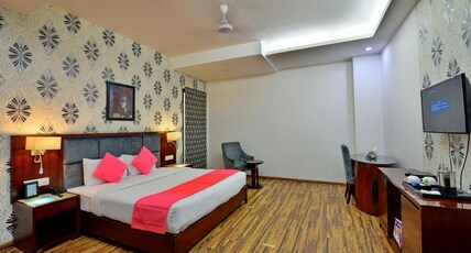Prem Plaza Hotel Room Type - Deluxe Room