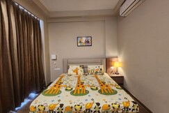 Photos of Peaceful Comfortable City Apartment