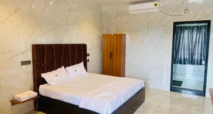 B Square Resorts Room Type - STANDARD ROOMS