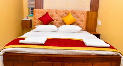 ARSHIA RESIDENCY, Room Type - Deluxe Non AC