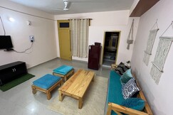 A Lovely 1BHK Homestay, Itsy Bitsy Home