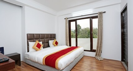 Hotel O Summer King Room Type - Classic