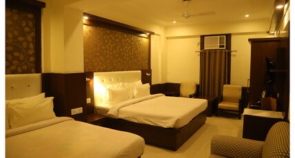 Hotel Ganga Aatitheyam Room Type - Family Standard Room (No View)