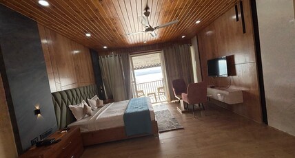 Amarson Resort Room Type - Grand Deluxe Room