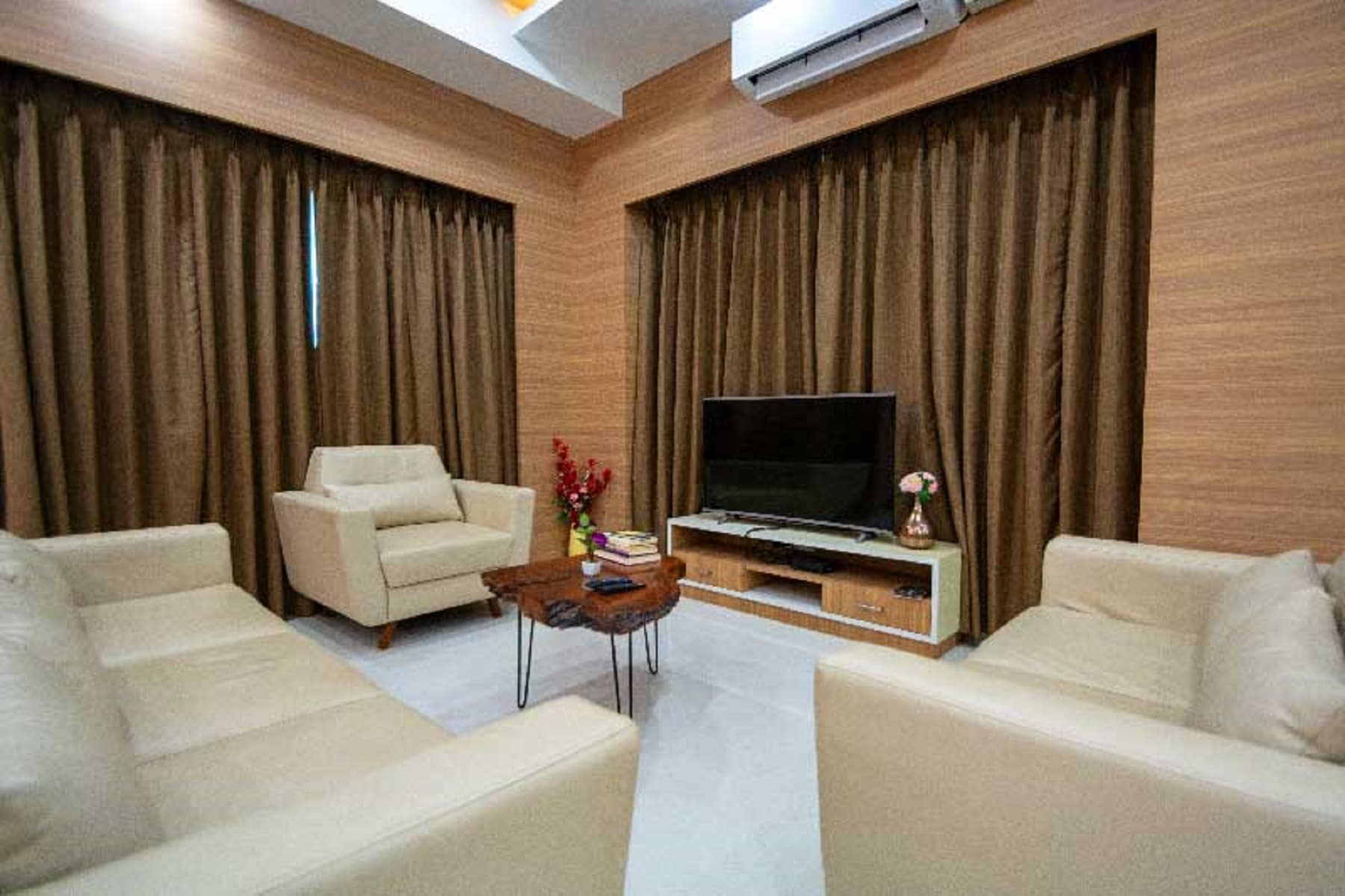 Shubhravilas - Tap to explore photos