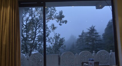 Jessica Hotel Dalhousie Room Type - Room no.109