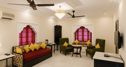 Hotel Heritage Inn A Luxury Retreat in City Center Room Type - Suite Hotel Heritage Inn A Luxury Retreat in City Center Room Type - Suite