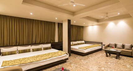 Sentosa Resorts and Water Park Room Type - Double Family Room (For 8 Persons)