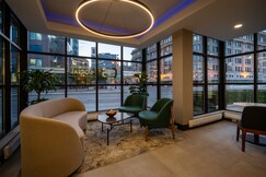 Holiday Inn and Suites Winnipeg Downtown