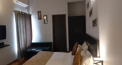Krishna Mahal Harmony Room Type - Deluxe Room