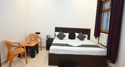 Aparna Guest house Room Type - Super Deluxe 104