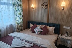 Maithili Divine Stay