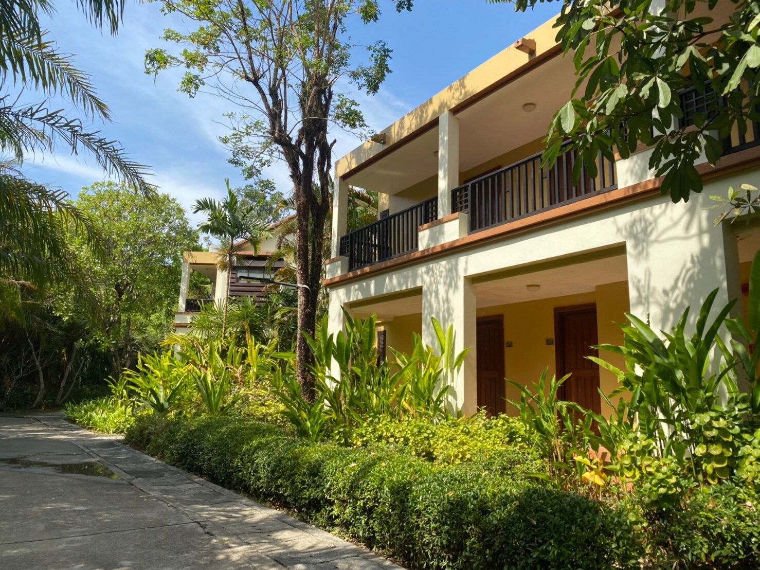 Centara Koh Chang Tropicana Resort - Tap to explore photos