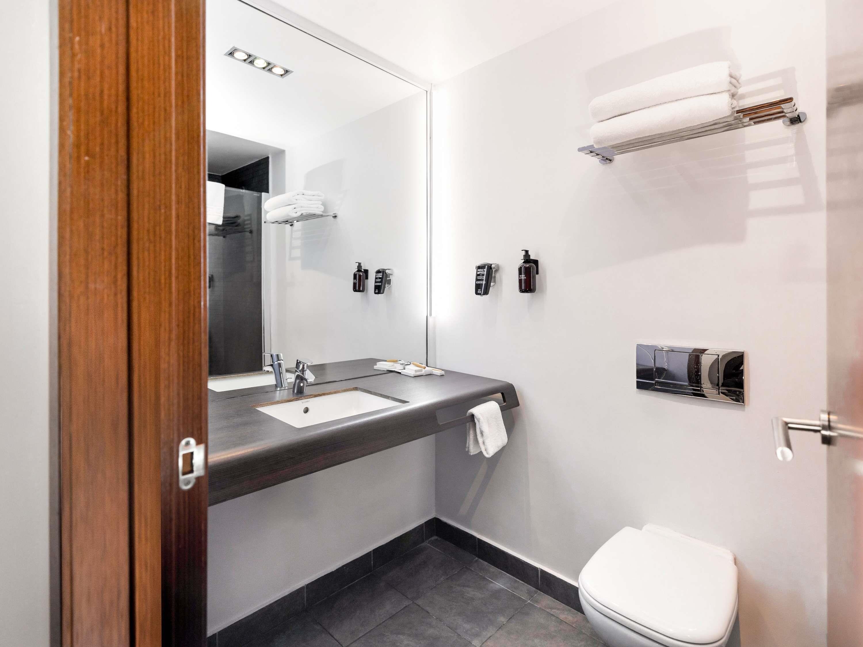 Ibis Styles Accra Airport - Tap to explore photos