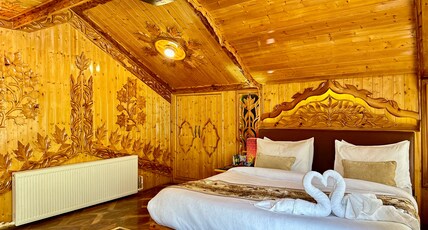 HOTEL TRANQUIL RETREAT Room Type - Presidential Suite