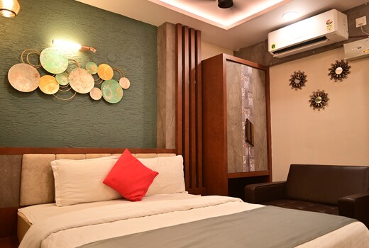 HOTEL PADMA MANOR LUXE