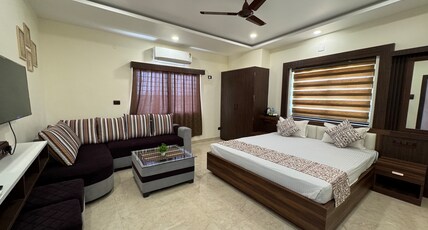 The Kaushalya Regency Room Type - Deluxe