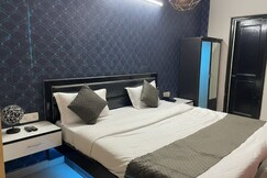 Hotel Viraj Residency