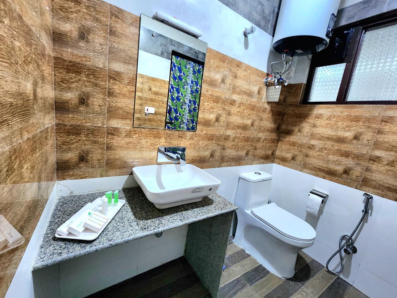 Hotel Snow Light - Tap to explore photos