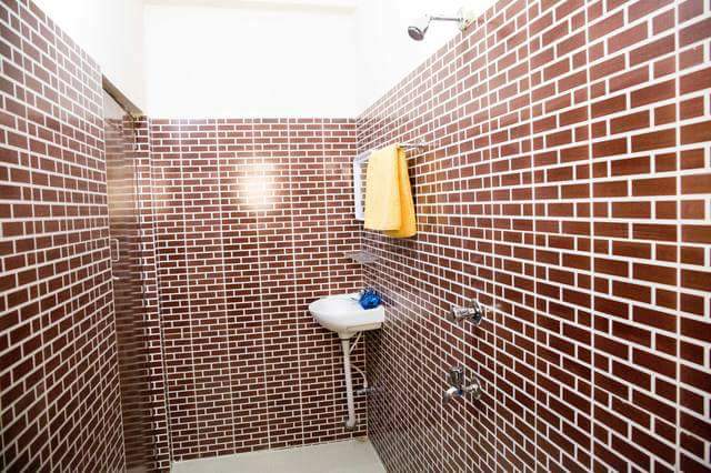 RAJDHANI A Premium Guest House - Tap to explore photos