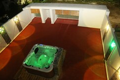 Home away from home 2BHK Relax in Open Sky Jacuzzi
