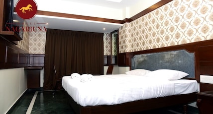Hotel Nagarjuna Room Type - DELUXE DOUBLE NON AC Hotel Nagarjuna Room Type - DELUXE DOUBLE NON AC